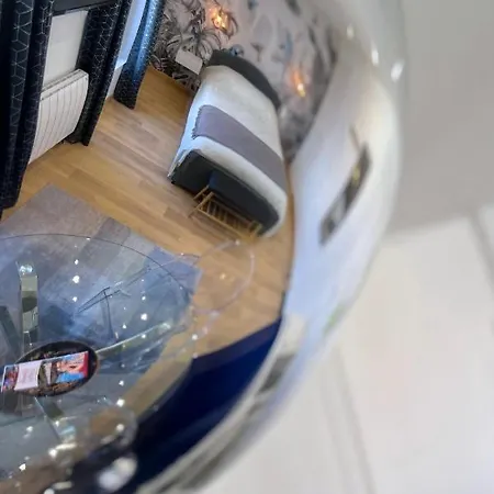 L'appart Bleu A 50m Des Commerces & - Thegoodbnb