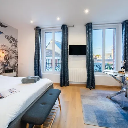 Apartament 2 Personnes A 50m Des Commerces & *